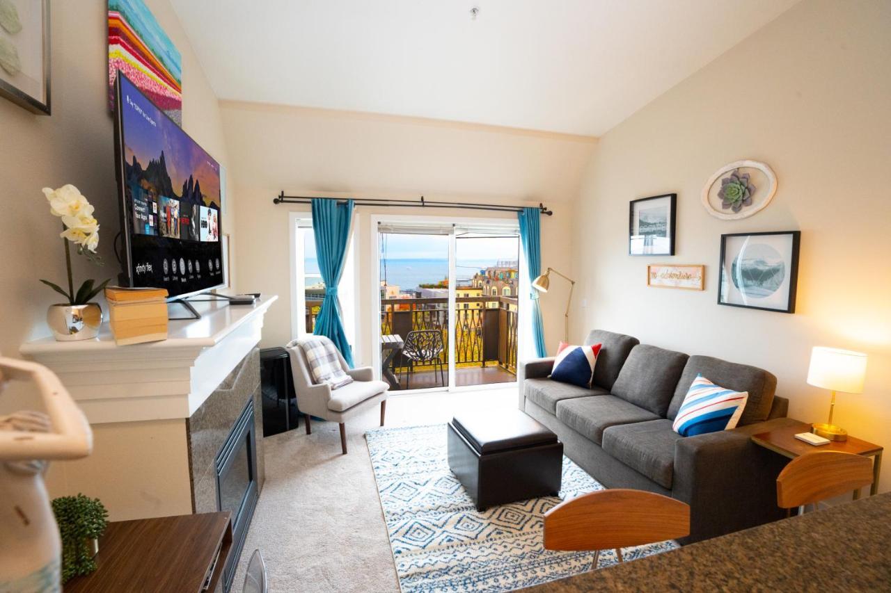 Top Floor Water View Oasis Near Space Needle & Cruise Seattle Extérieur photo