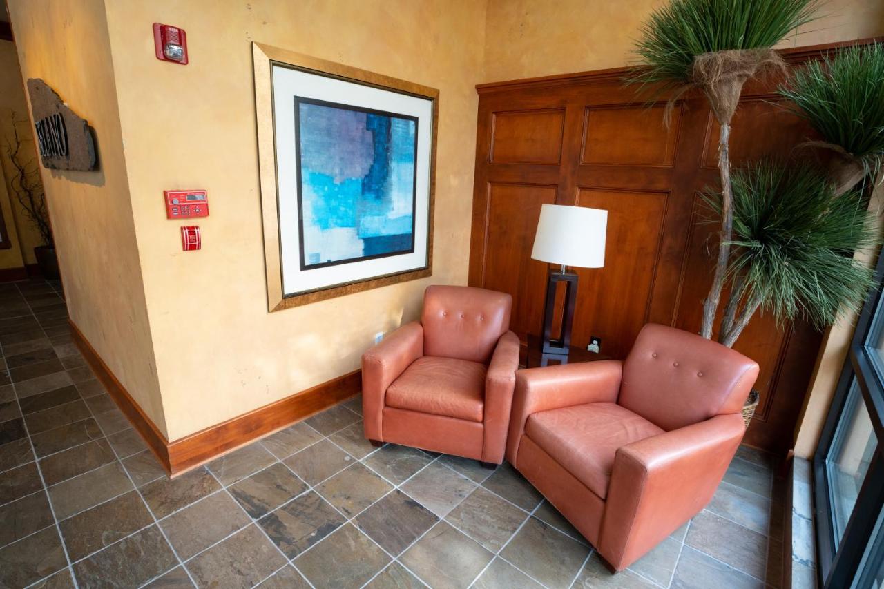 Top Floor Water View Oasis Near Space Needle & Cruise Seattle Extérieur photo