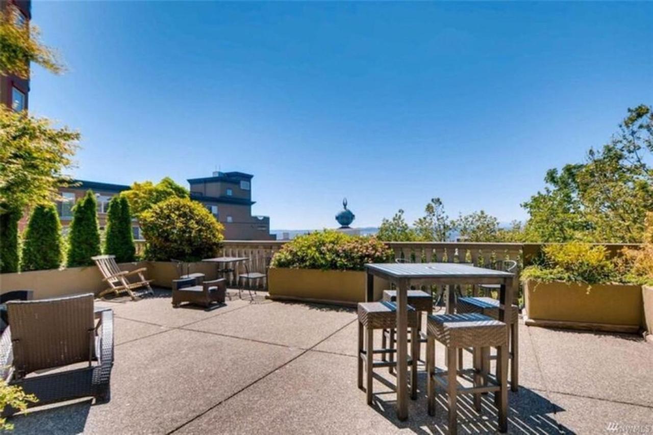 Top Floor Water View Oasis Near Space Needle & Cruise Seattle Extérieur photo