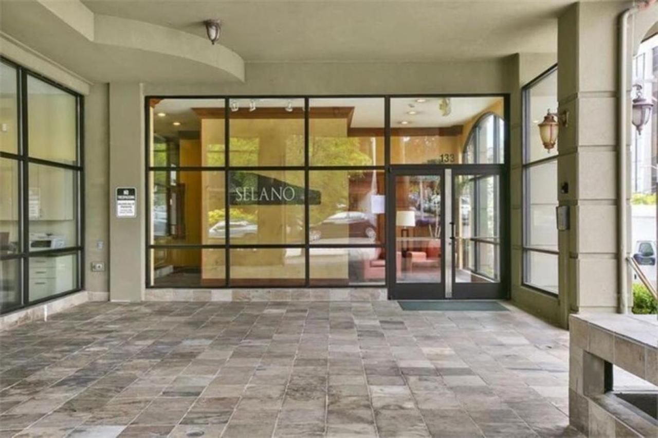 Top Floor Water View Oasis Near Space Needle & Cruise Seattle Extérieur photo